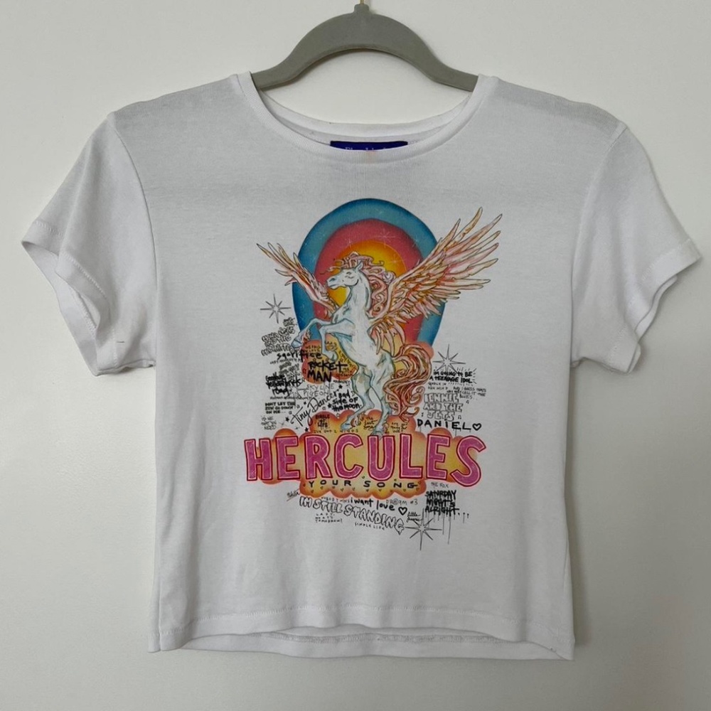 Réalisation Par ‘Hercules baby tee’ Elton Jon collection